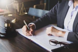 Is It Worth Hiring a Personal Injury Attorney